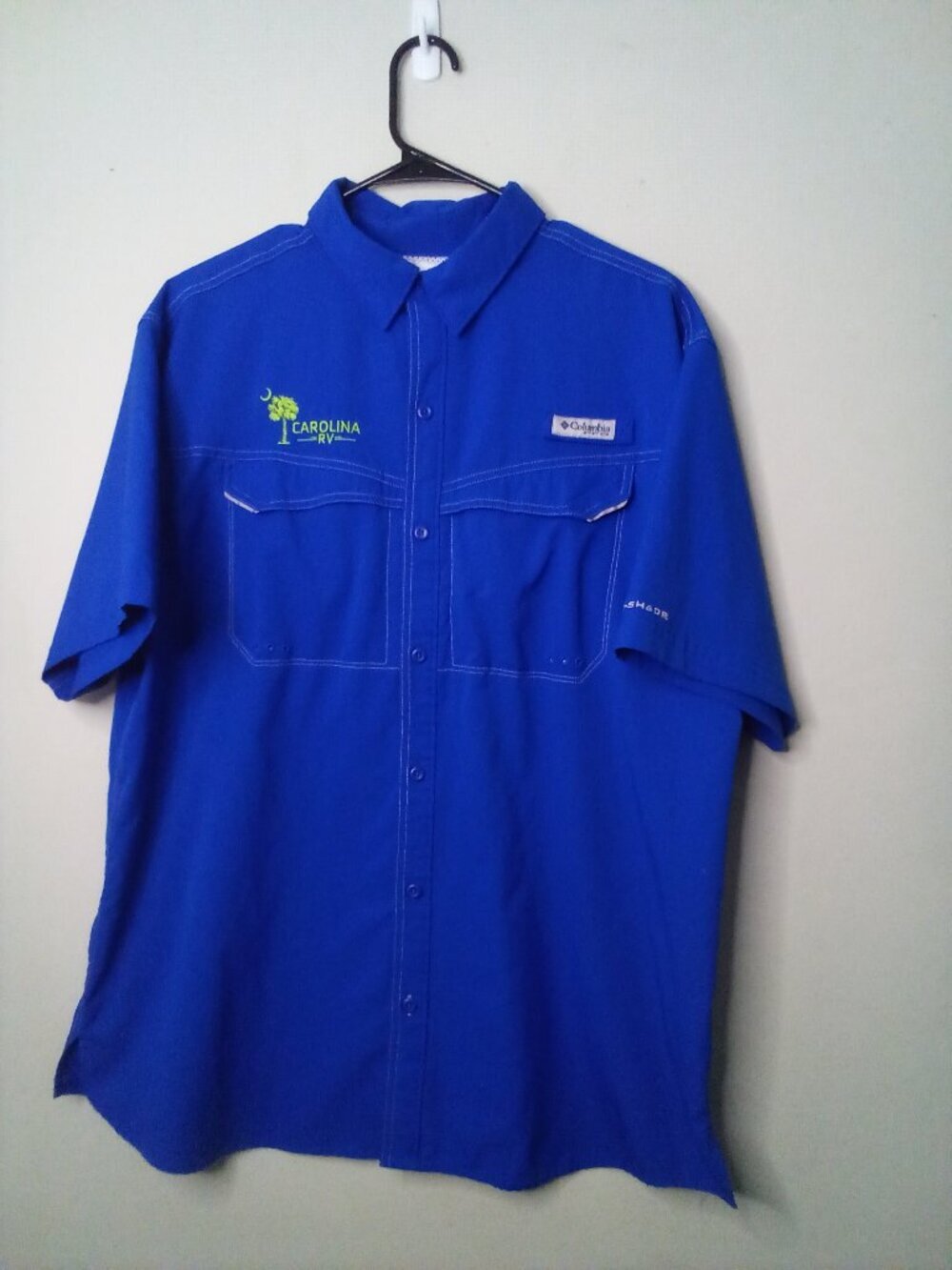 Columbia Shirt Men L Button Down Short Sleeve Carolina RV Vented Blue